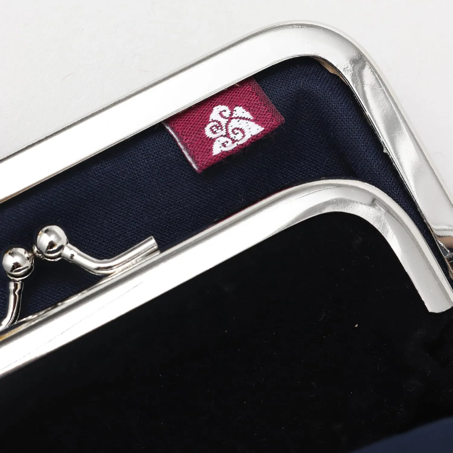 [倭物や Kaya] Gamaguchi - Purse with Clasp/Oriental Eastern European Design Japanese Retro Parent and Child Purse Partition JMP9104 Flower GREEN