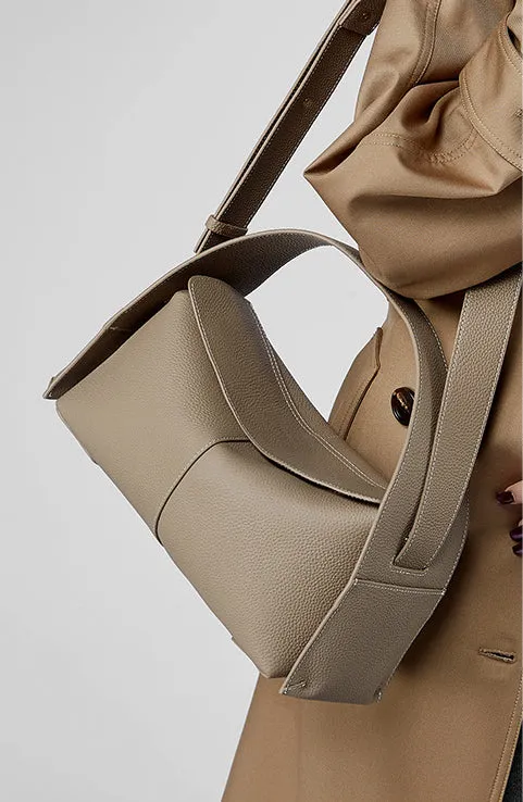 Aveline Flap