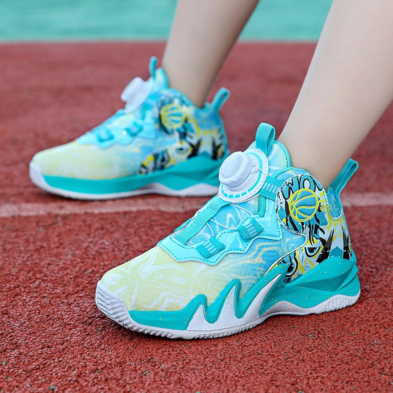 Boys Non Slip Shock Absorbing Basketball Shoes Kids Sneakers Low Top Ultra Light Breathable Casual Walking Shoes Arch Support Running Shoes Black