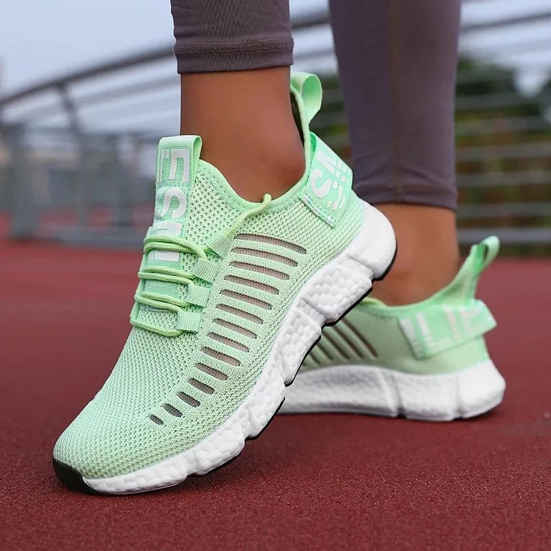 breathable sports shoes
