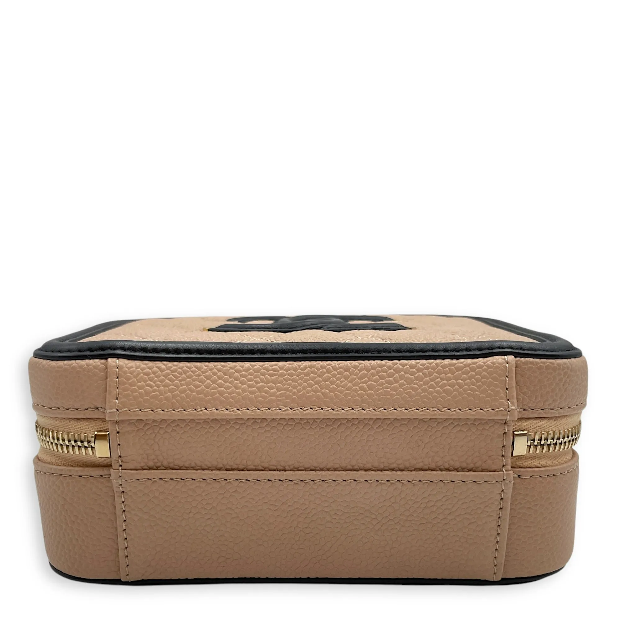 CC Filigree Beige/Black Crossbody Bag in Caviar Leather, Gold hardware