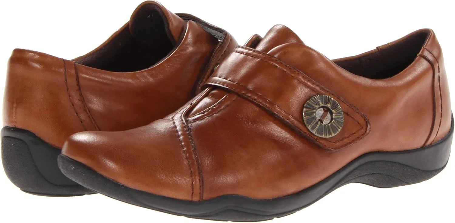 Clarks Women's Kessa Betty