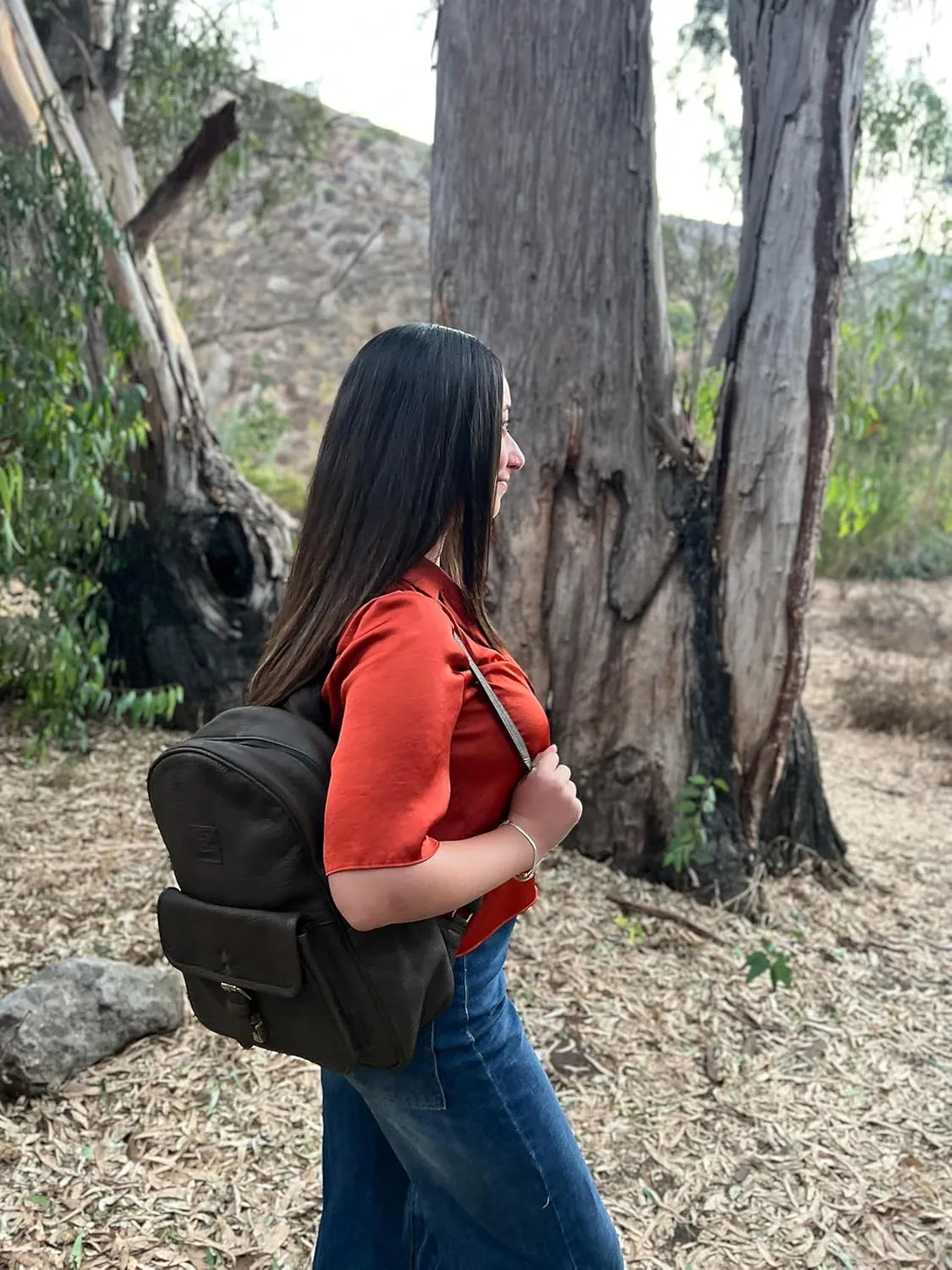 Genuine Leather Backpack for Men and Women Comfortable Lightweight Bag, Business Travel Daypack Dark Green