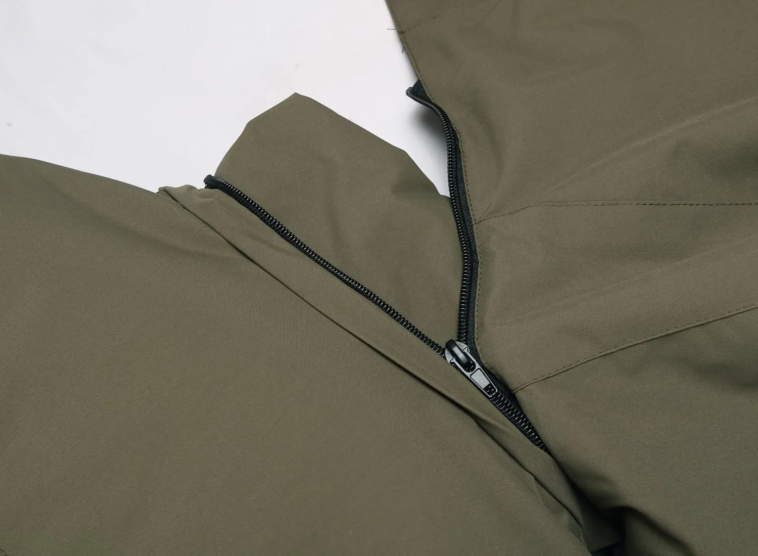 Keevoom Mens Winter Coats Warm Snow Coat Windproof Mountain Raincoat Waterproof Hooded Snowboarding Ski Jackets for Men