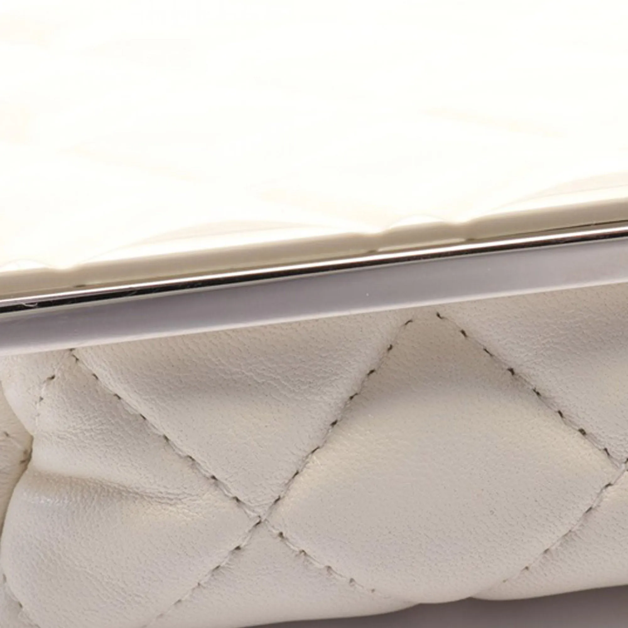 Lambskin and Acrylic Kiss Clutch with Chain
