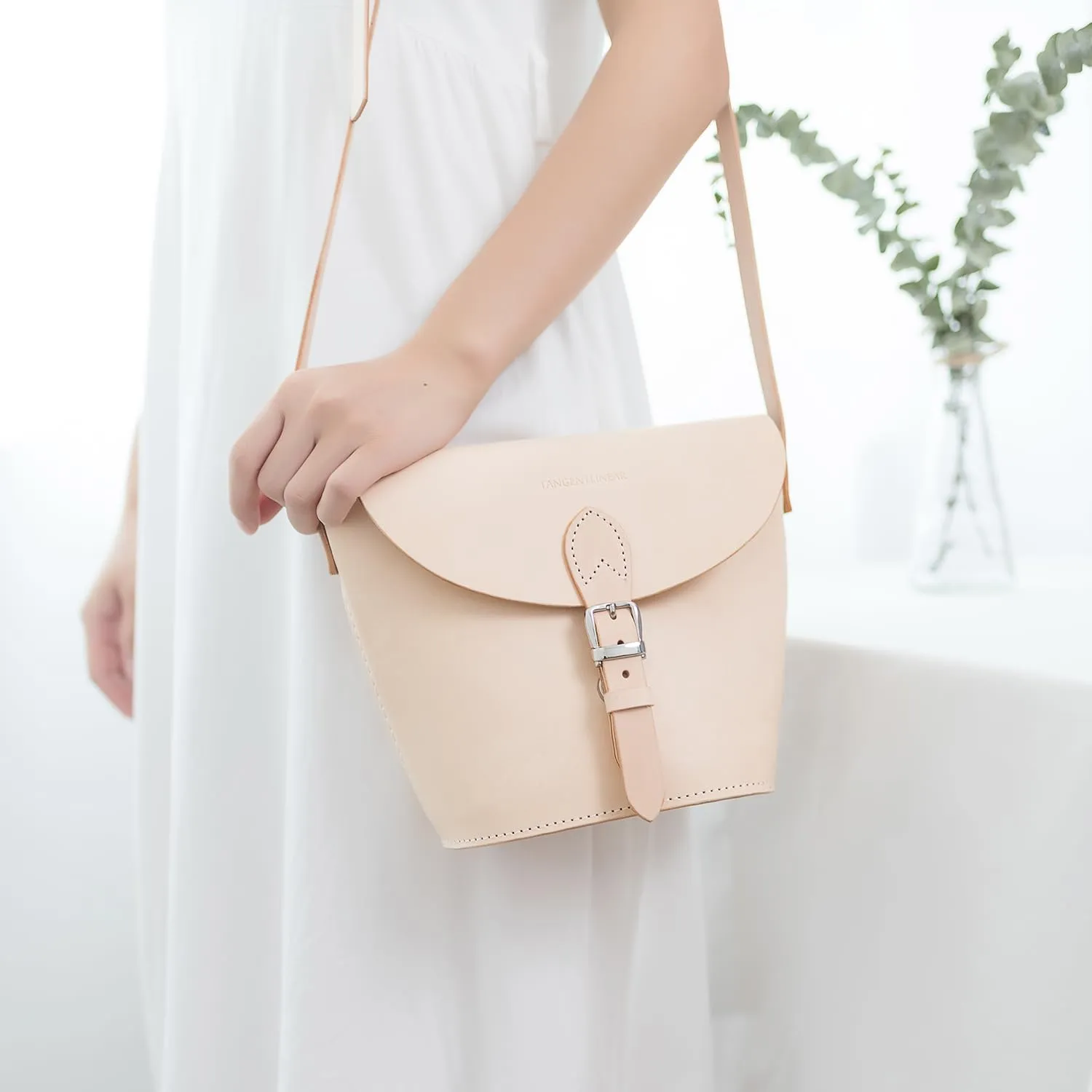 Large Harris Tweed Lady's Wool Leather Doctor Bag Women Crossbody Bag, Top Handle Bag, Long Strap Purse, Shoulder Bag (beige)