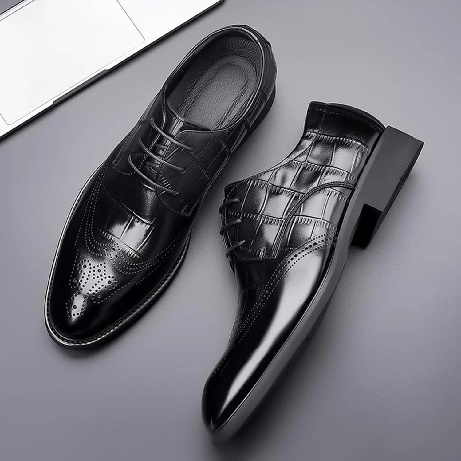 Men Oxfords Men's Fashion Classic Pointed Toe Lace Up Low Top Leather Dress Shoes Brogue Tuxedo Shoes Wedding Formal Business