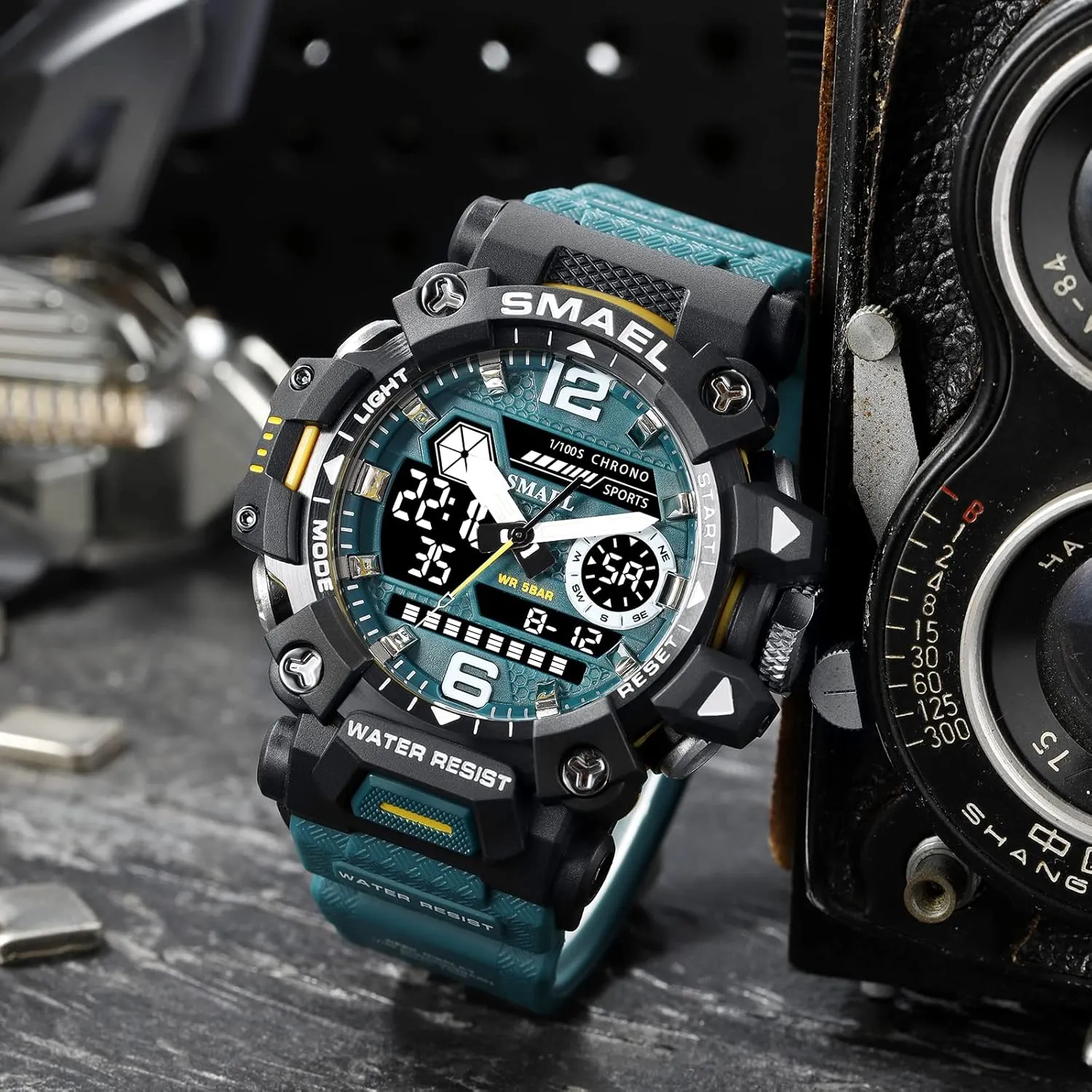 Men's Military Watch Outdoor LED Digital Watch Waterproof Tactical Army Wrist Sports Watches for Men 8072