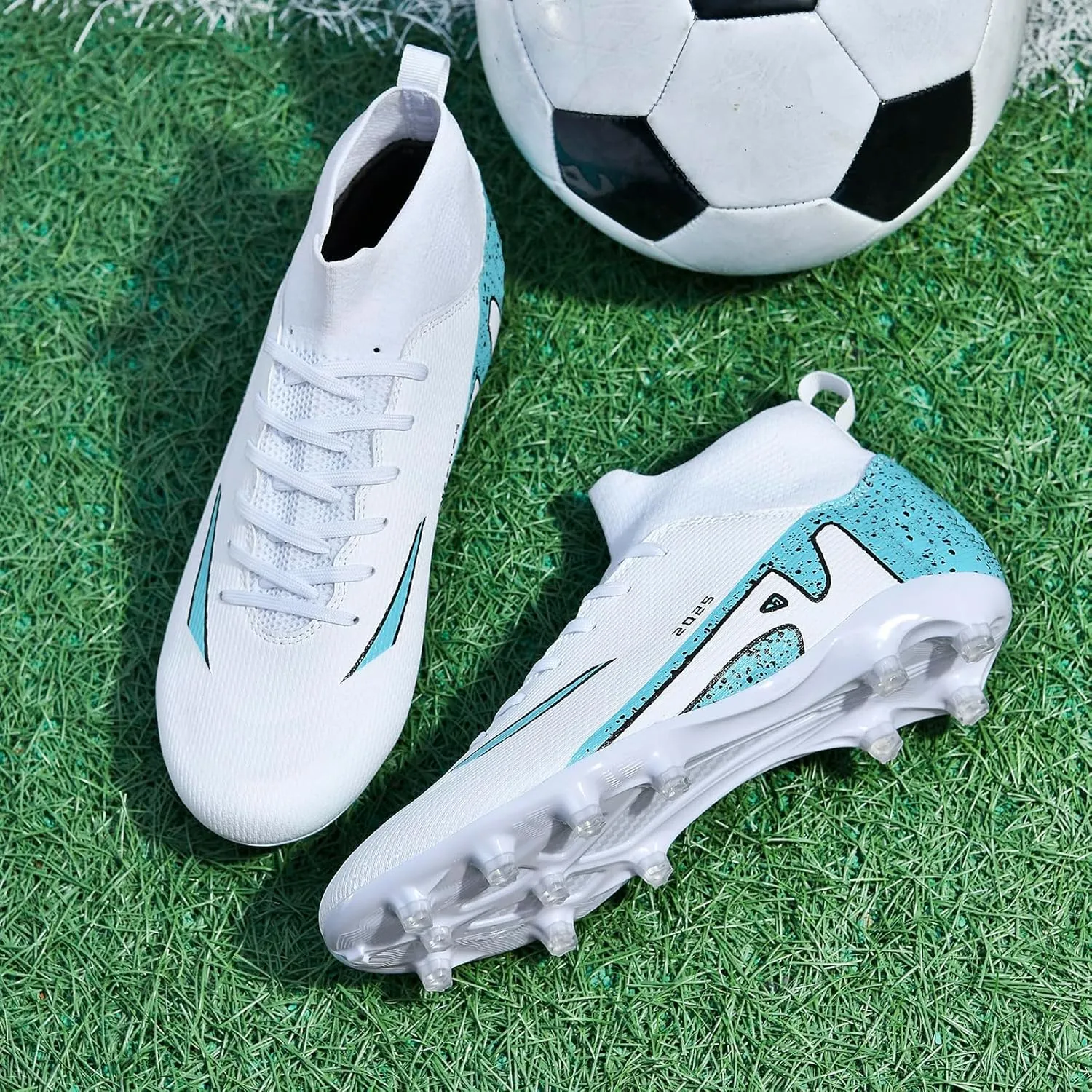 Men's Soccer Shoes High-Tops Lace-Up Non-Slip Spikes Indoor Football Futsal TF Turf Cleats