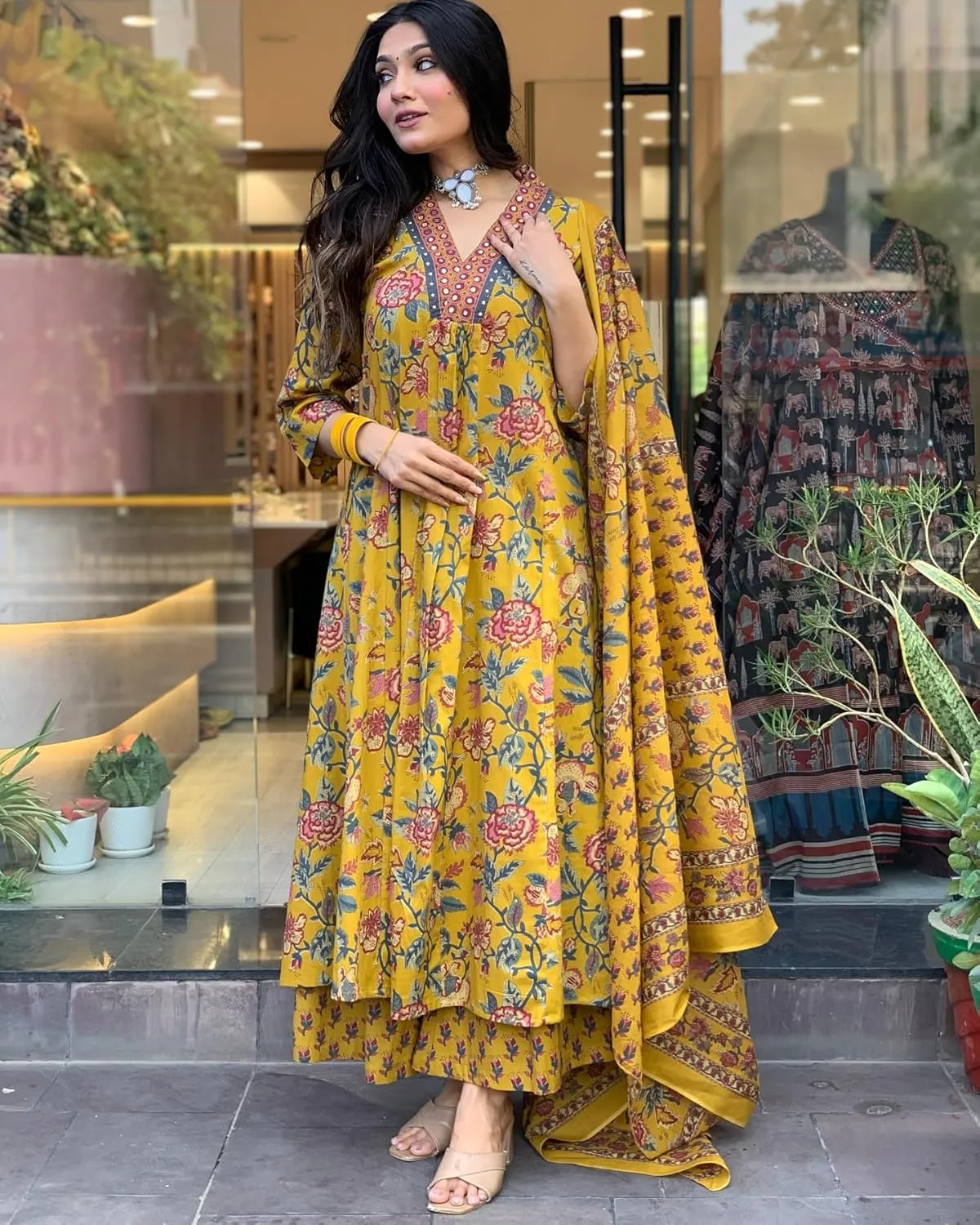 New Women's Anarkali Printed Kurta with Palazzo