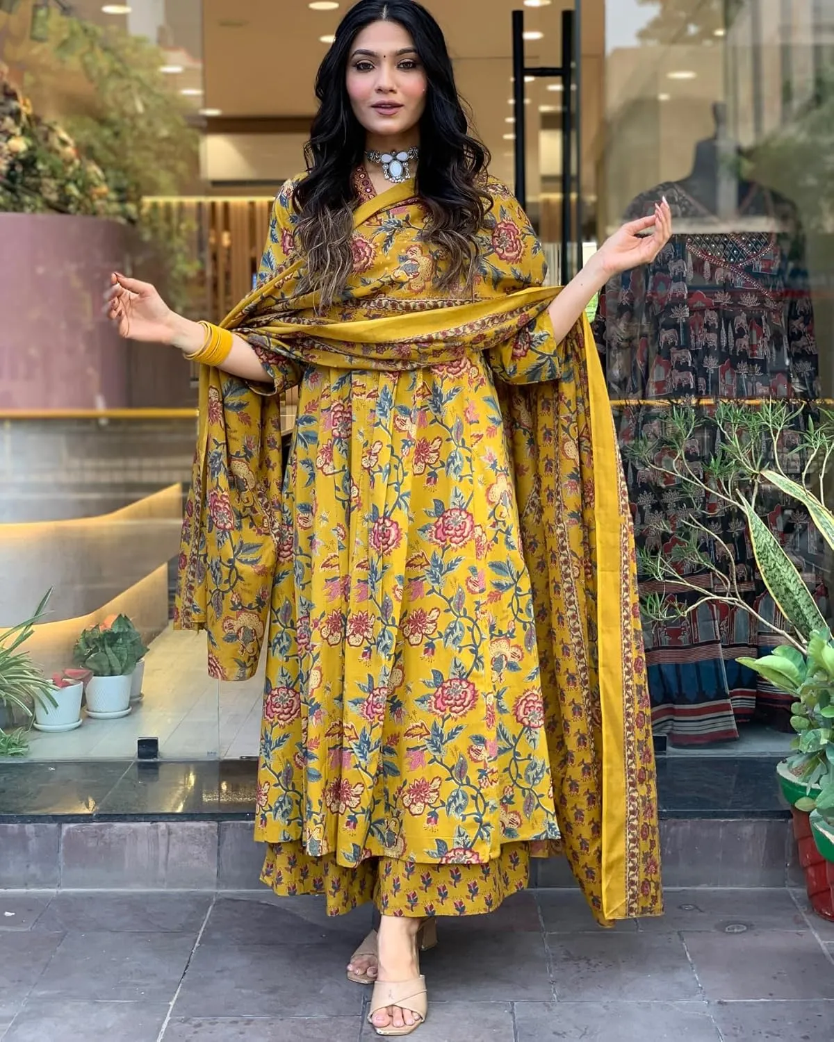 New Women's Anarkali Printed Kurta with Palazzo