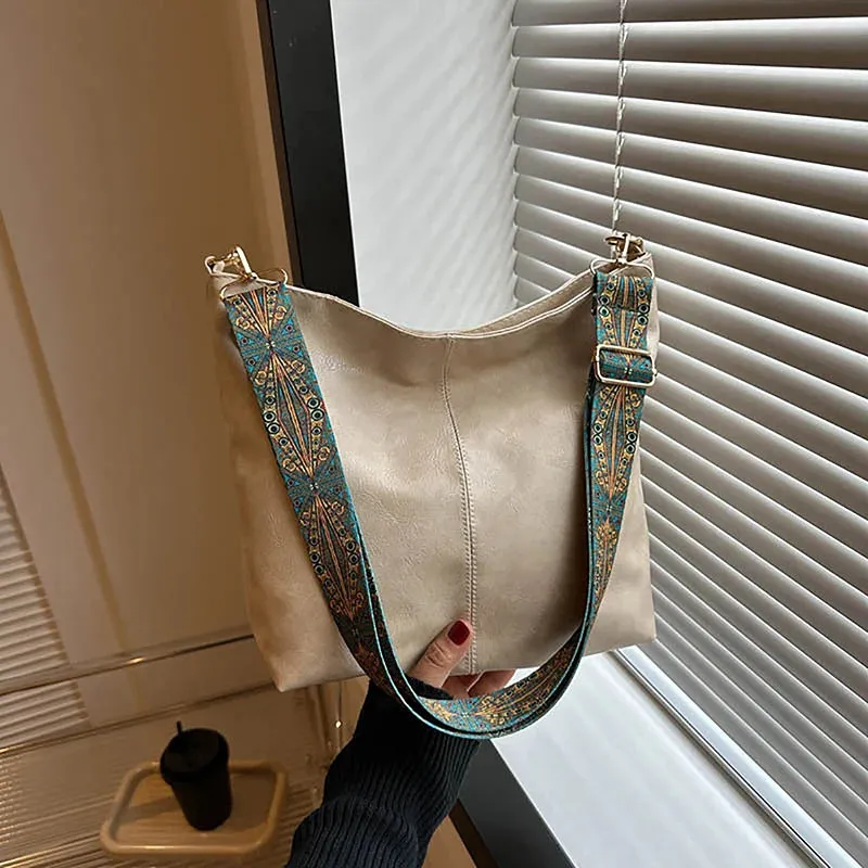 Simple Wide Strap Bucket Crossbody Bag