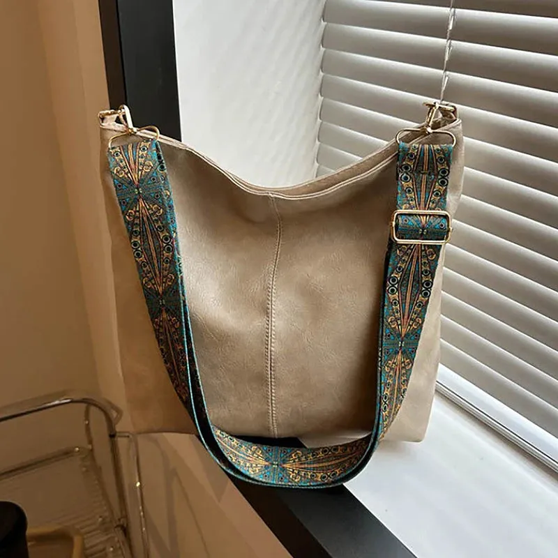 Simple Wide Strap Bucket Crossbody Bag
