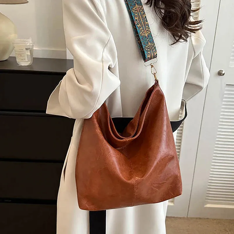Simple Wide Strap Bucket Crossbody Bag
