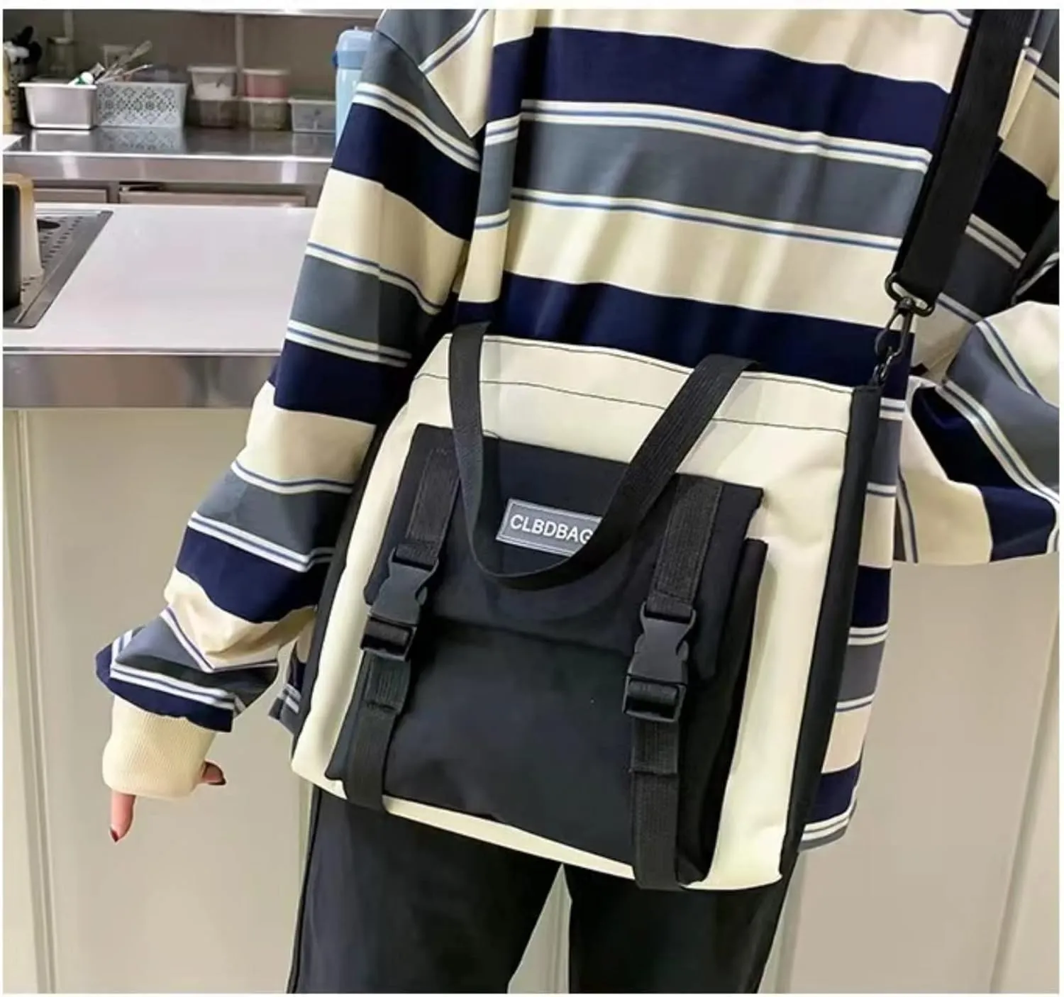 Teslawi kawaii backpack 4Pcs Set Aesthetic backpack 17in backpack，with Kawaii Pendants，Crossbody Bag ，Pencil Case, Handbag (Black)