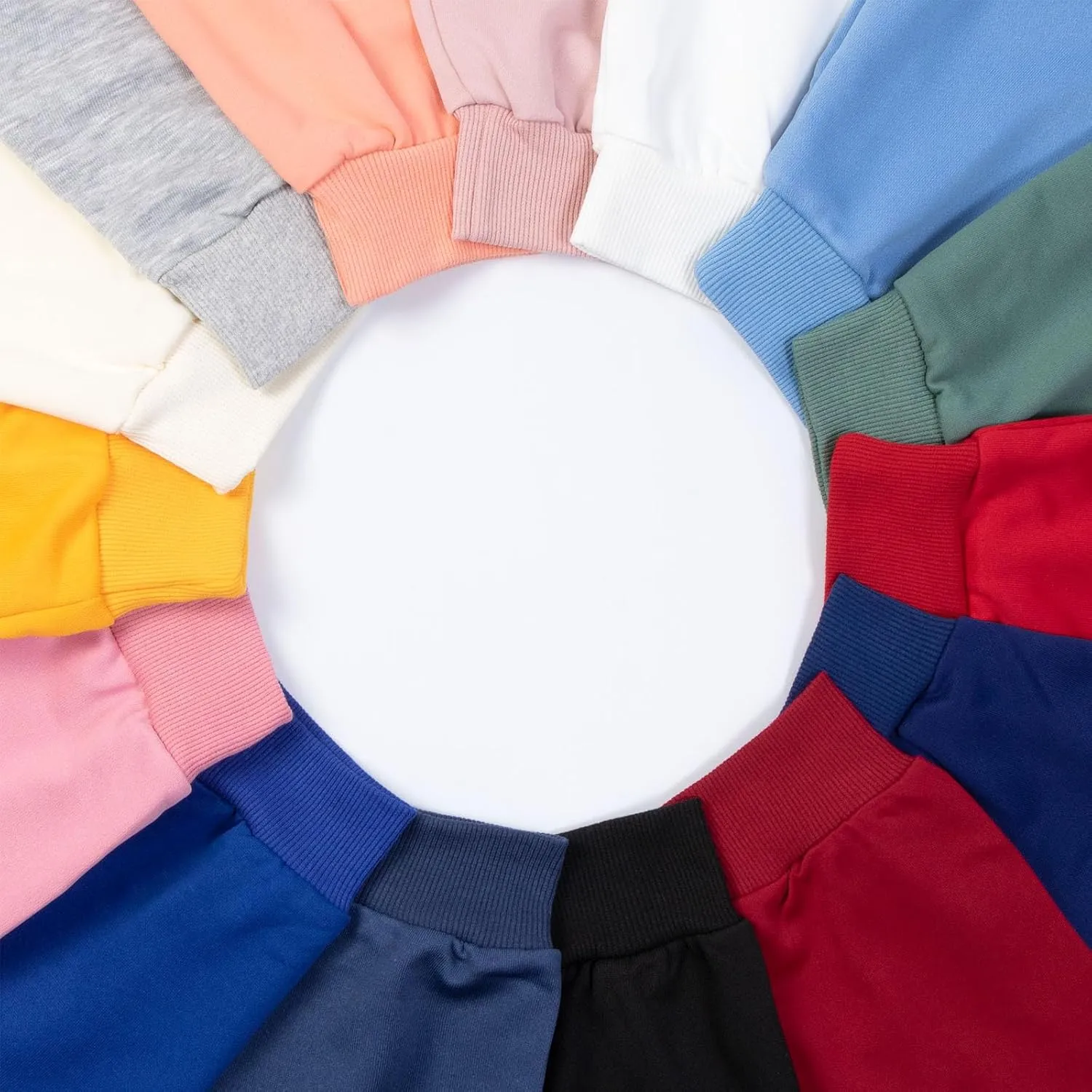Tout Le Monde Regarde Le Sport Feminin Sweatshirt, Tout Le Monde Regarde Le Sport Feminin