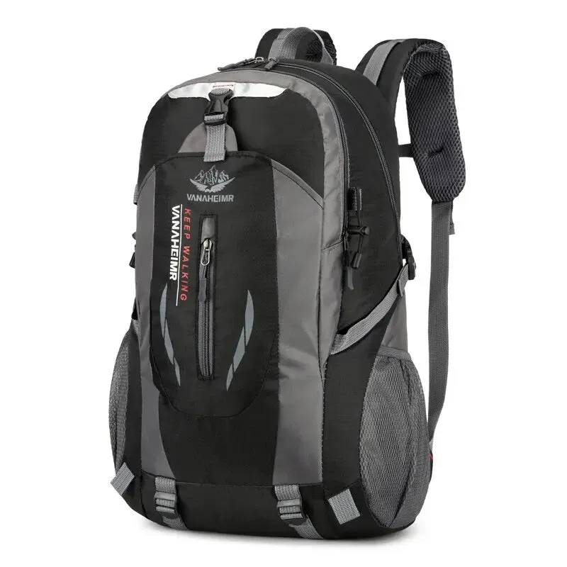 Water Resistant Outdoor Travel Backpack 20lt