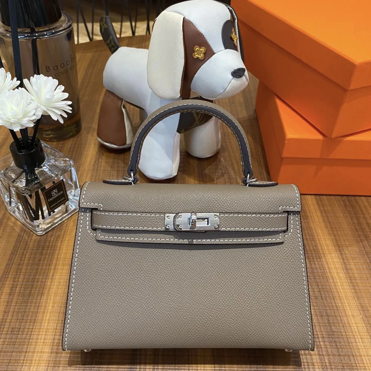 Women's Genuine Leather Second Generation Kelly Palm Crossbody Bags